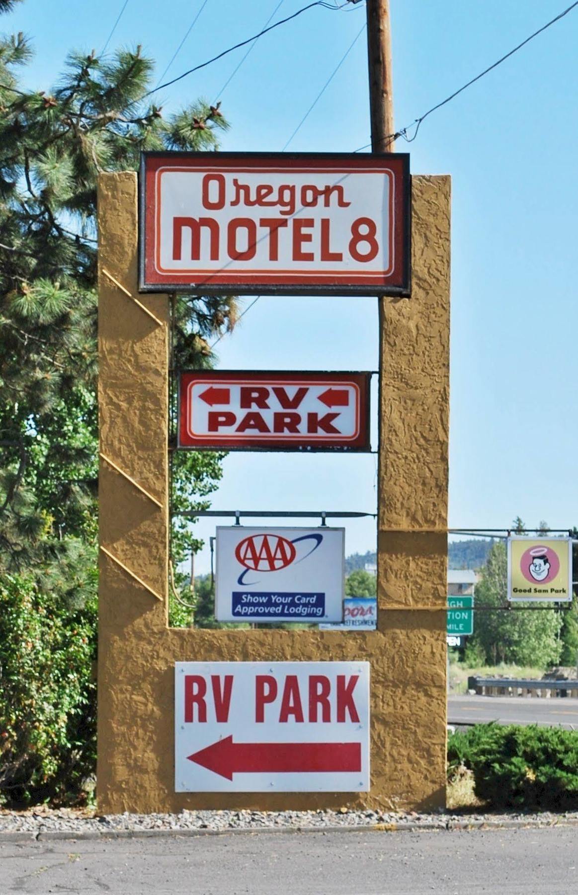 Oregon Motel 8 And Rv Park Klamath Falls Exterior photo